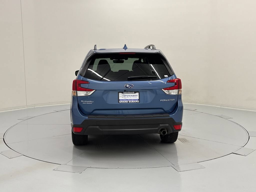 Used 2020 Subaru Forester Limited w/ Popular Package #3 image 4