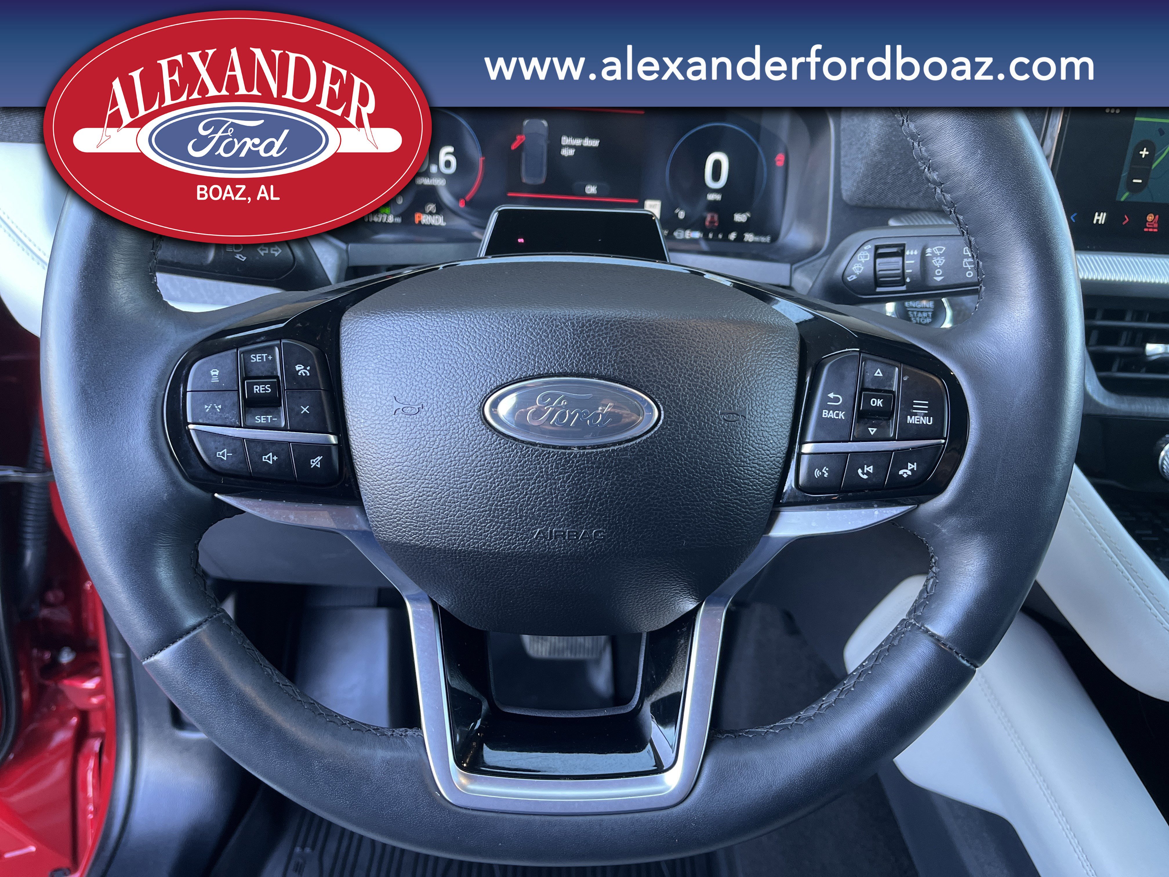 Used 2025 Ford Explorer Platinum w/ Ultimate Package RWD image 29