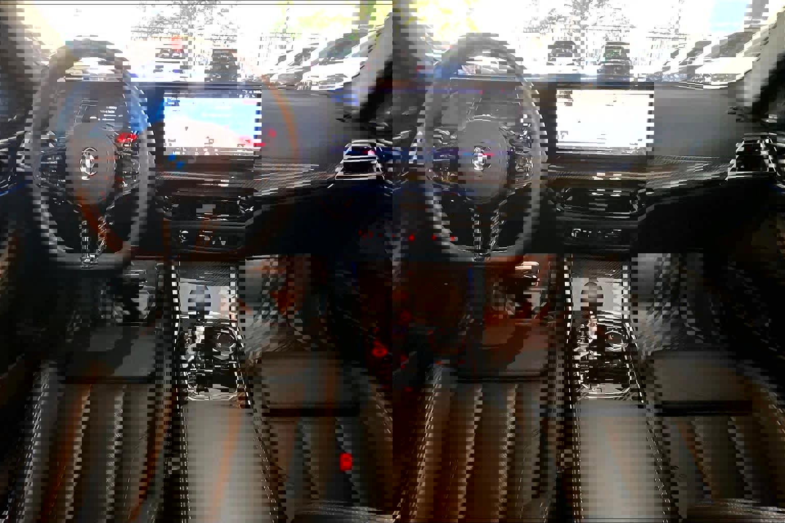 Used 2025 BMW M4 Competition image 15