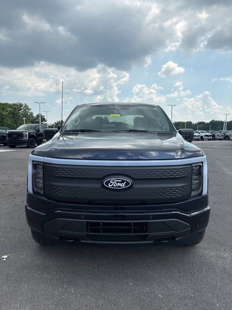 New 2025 Ford F150 Lightning Flash image 3