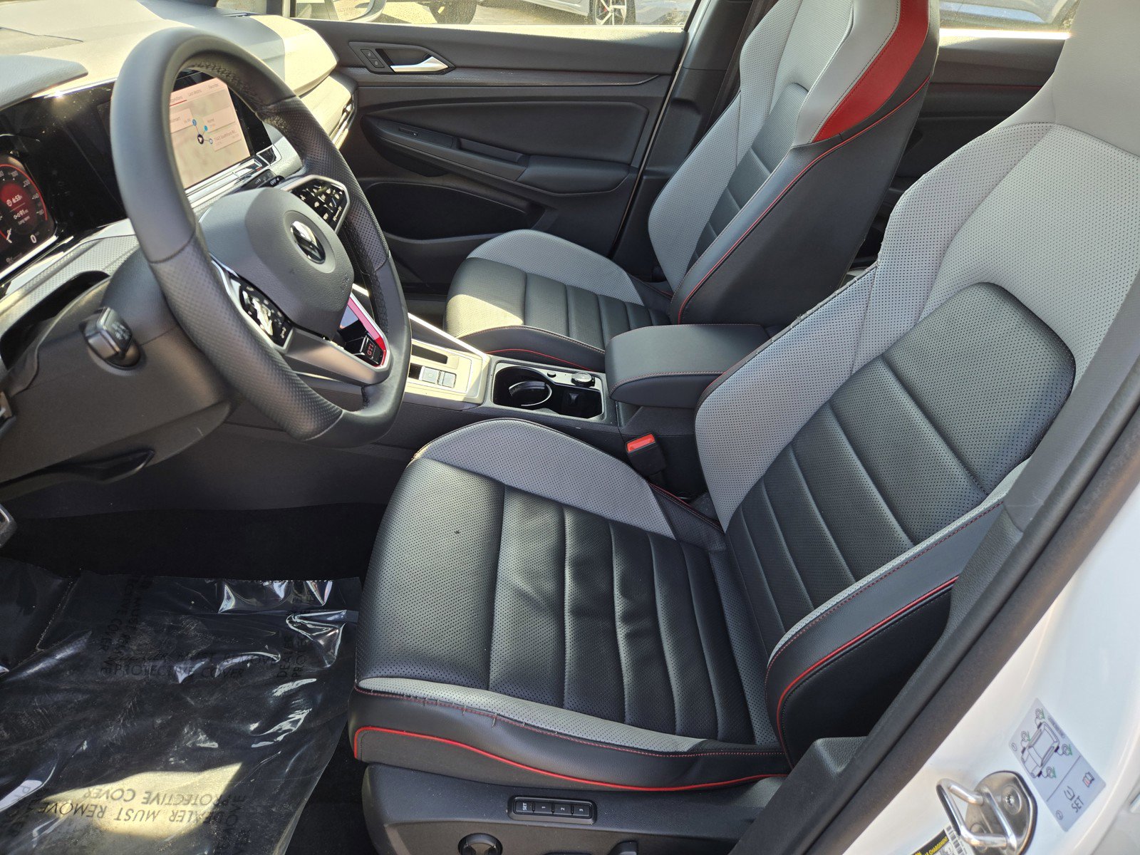 Used 2022 Volkswagen GTI SE w/ SE Leather Package image 16