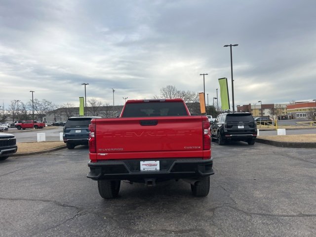 Used 2024 Chevrolet Silverado 2500 Custom w/ Custom Value Package image 4