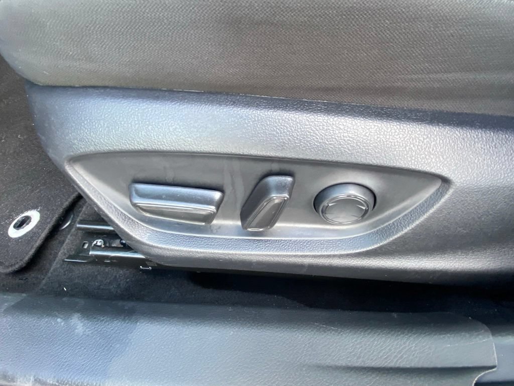 Used 2023 Toyota Camry LE FWD image 9