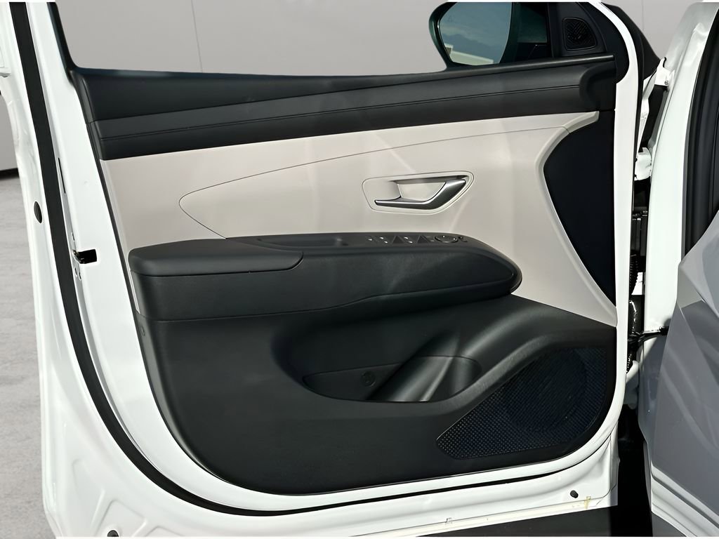 Used 2025 Hyundai Tucson SEL image 19