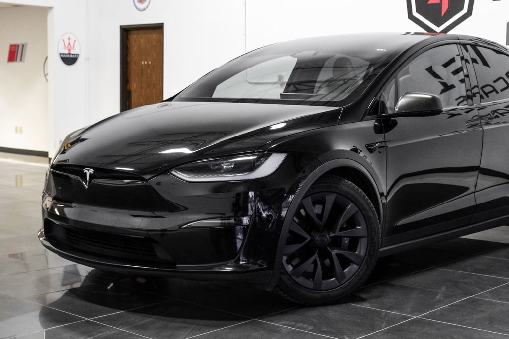 Used 2023 Tesla Model X image 9