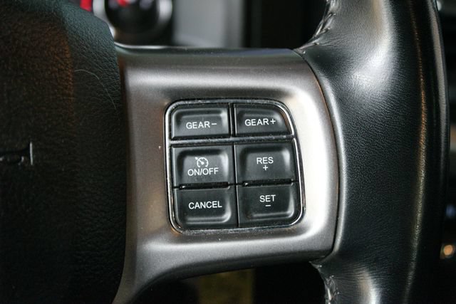 Used 2022 RAM 1500 Warlock AWD/4WD image 16