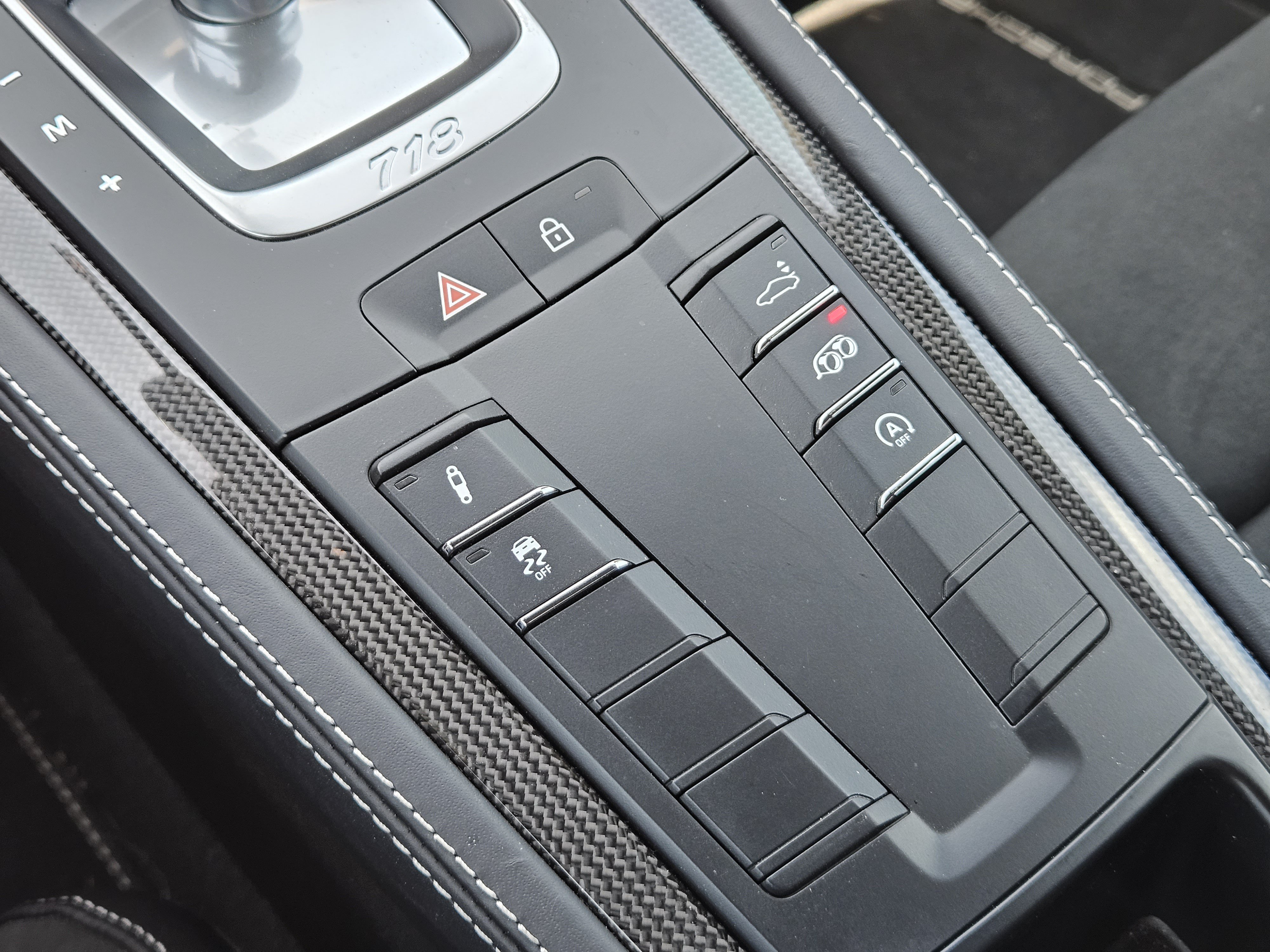 Certified 2024 Porsche 718 Cayman GTS RWD image 21