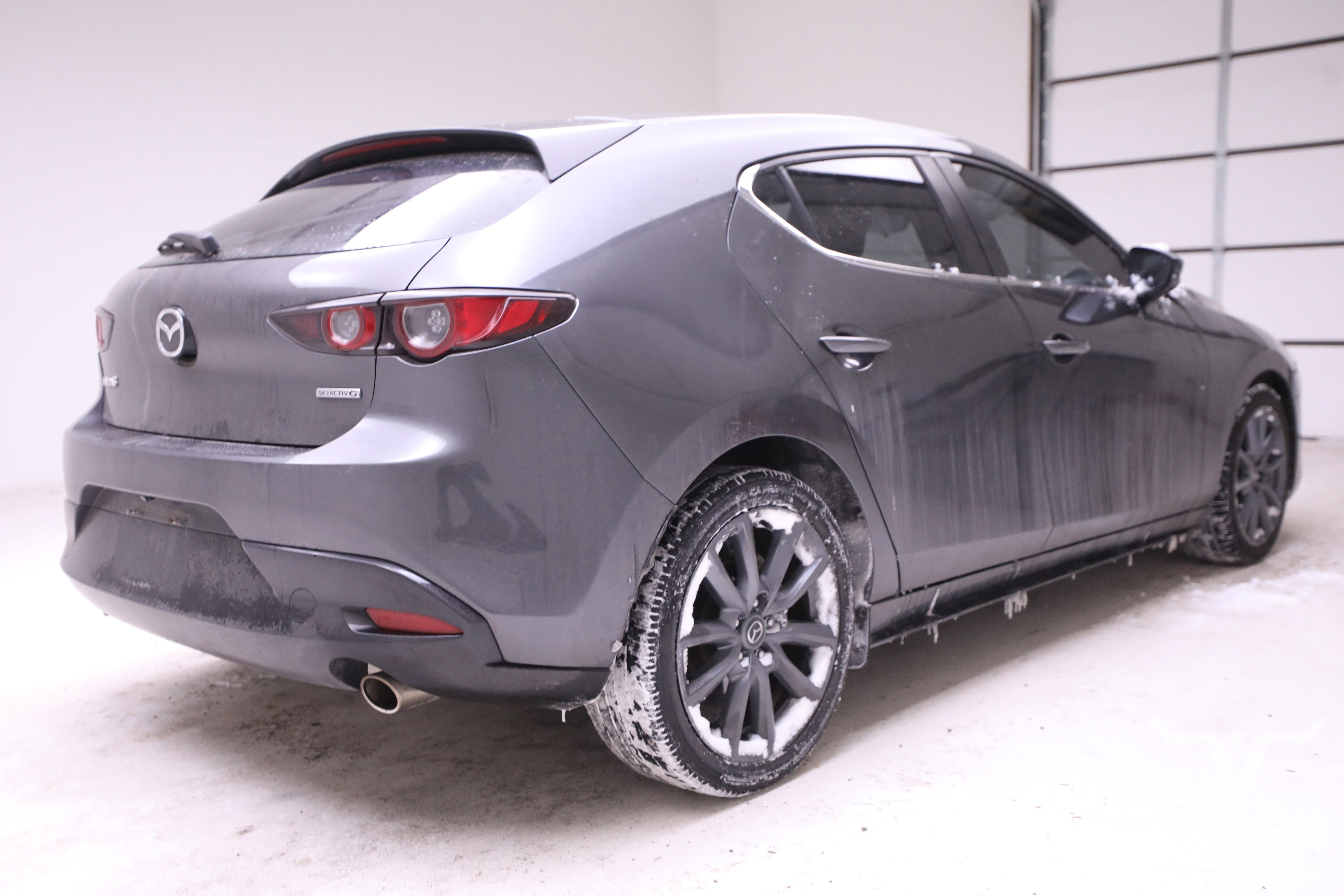 Used 2021 MAZDA MAZDA3 s image 4