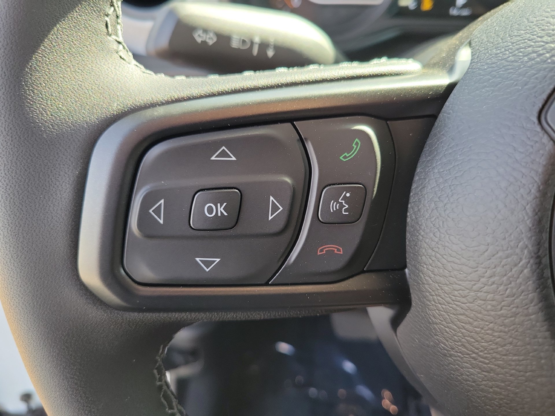 New 2026 Jeep Gladiator Sport AWD/4WD image 5