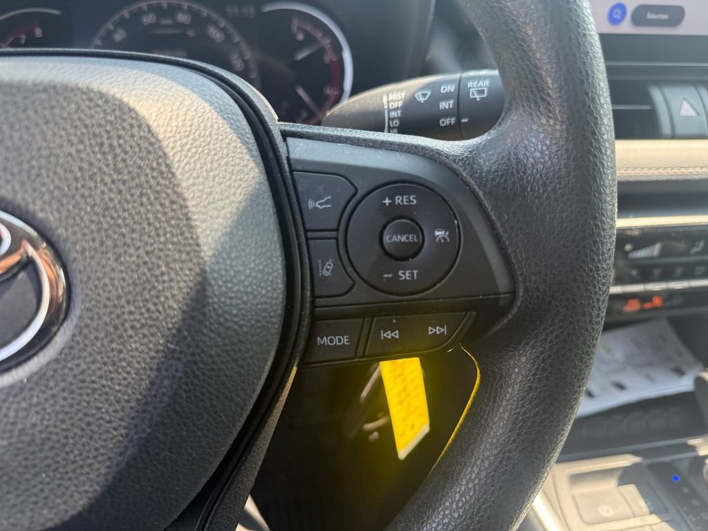 Used 2023 Toyota RAV4 LE FWD image 19