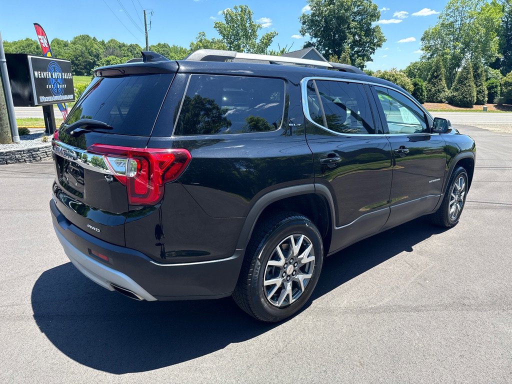 Used 2022 GMC Acadia SLT w/ Technology Package AWD/4WD image 2