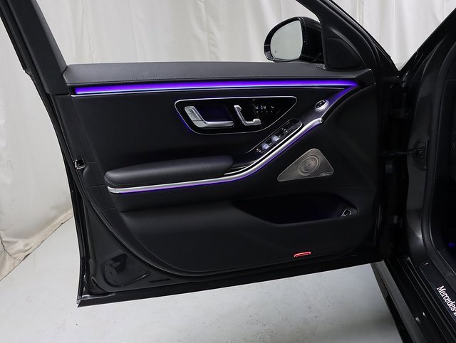 Certified 2022 Mercedes-Benz S 500 S 500 w/ AMG Line Package image 27