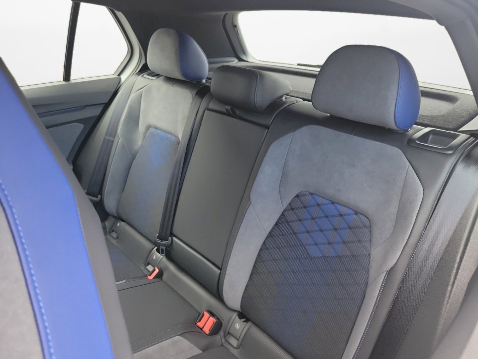 New 2025 Volkswagen Golf R Black Edition image 12