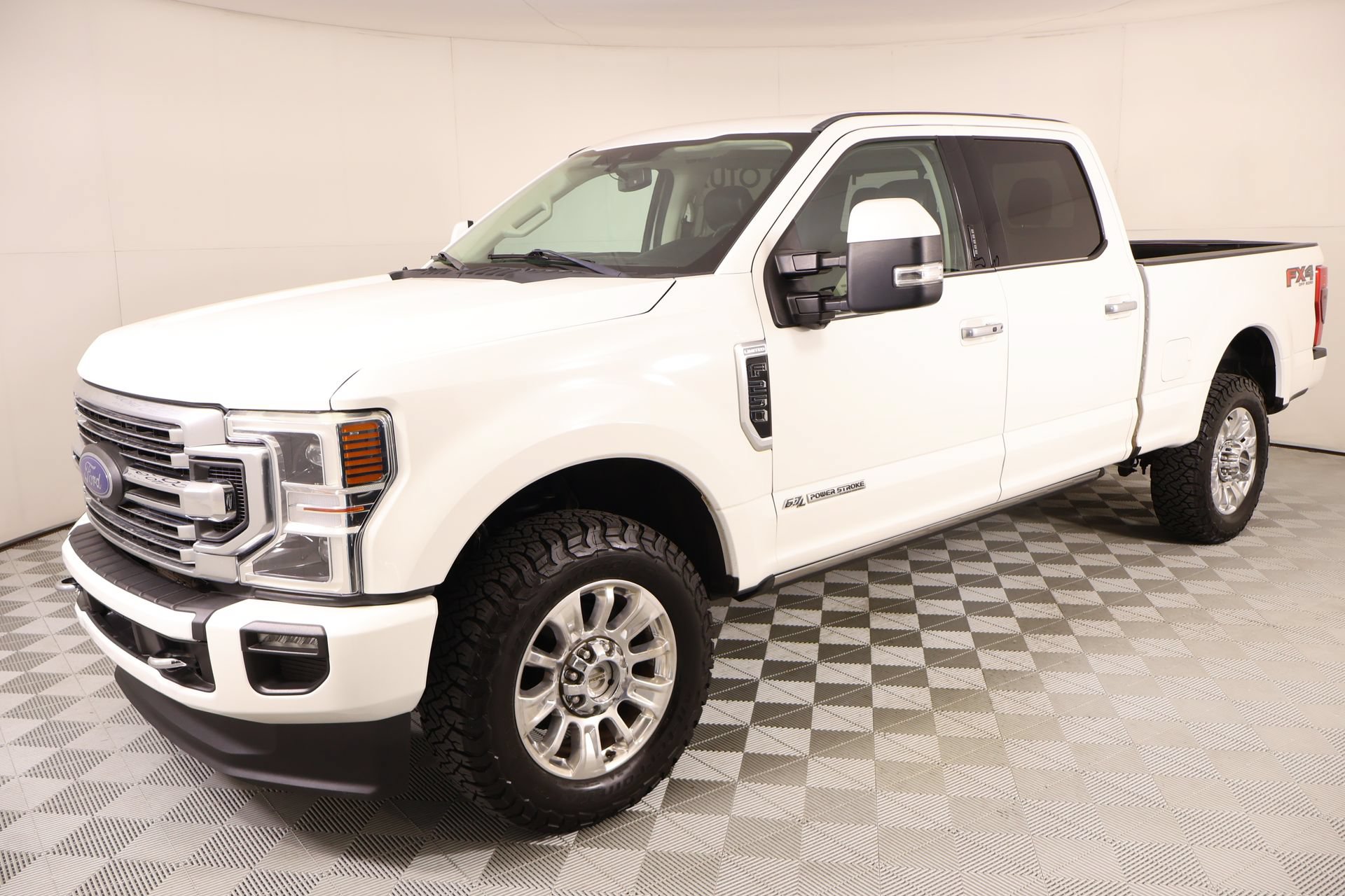 Used 2020 Ford F250 Limited AWD/4WD image 11