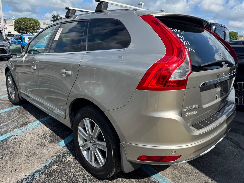 Used 2016 Volvo XC60 T6 Platinum FWD image 3
