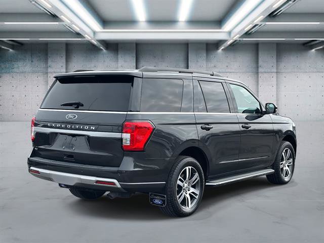 Used 2022 Ford Expedition XLT image 6