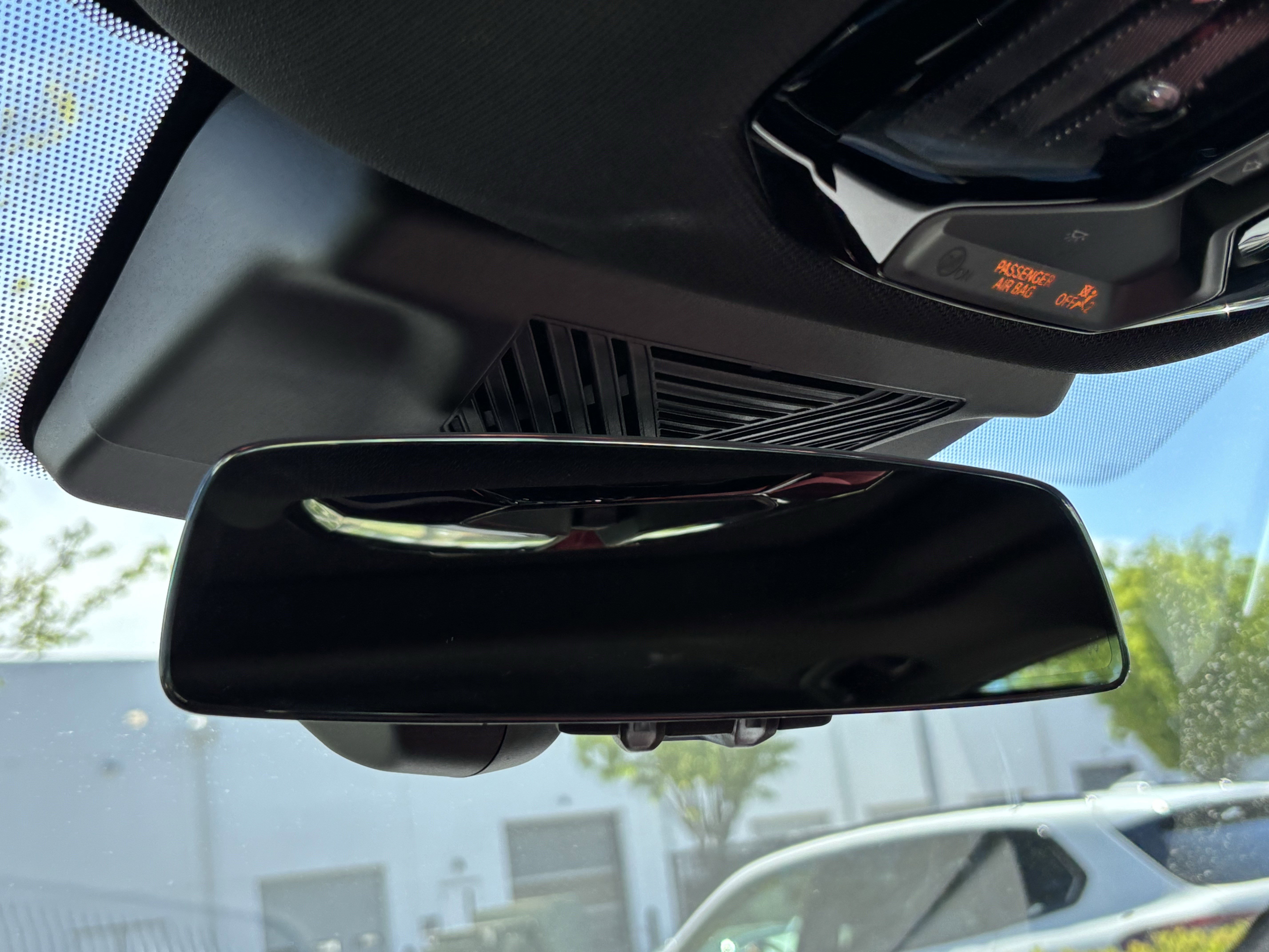 Certified 2025 BMW 530i image 27