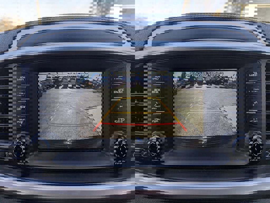 Used 2020 Kia Sorento LX image 20