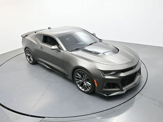 Used 2023 Chevrolet Camaro ZL1 RWD image 28