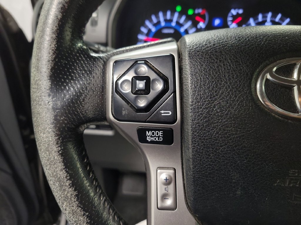 Used 2016 Toyota 4Runner SR5 AWD/4WD image 26