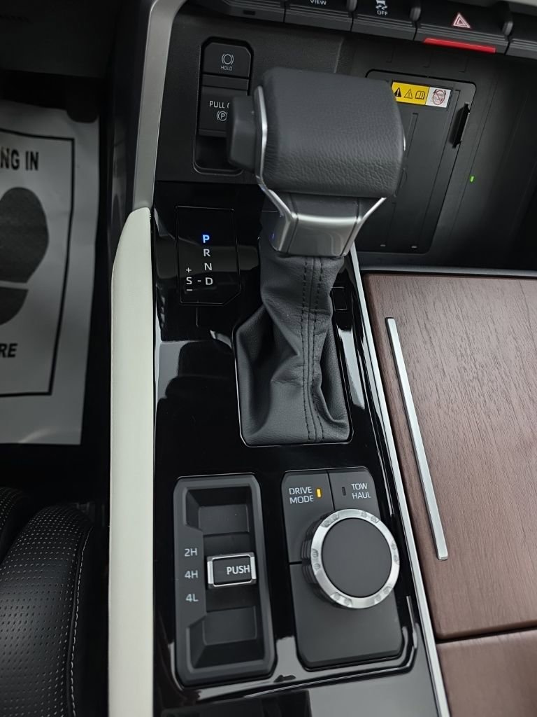 Certified 2024 Toyota Sequoia Capstone image 25