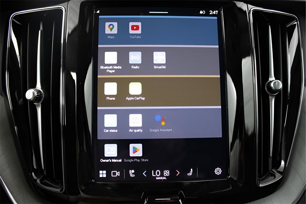 Used 2025 Volvo XC60 T8 Plus w/ Protection Package Premier image 27