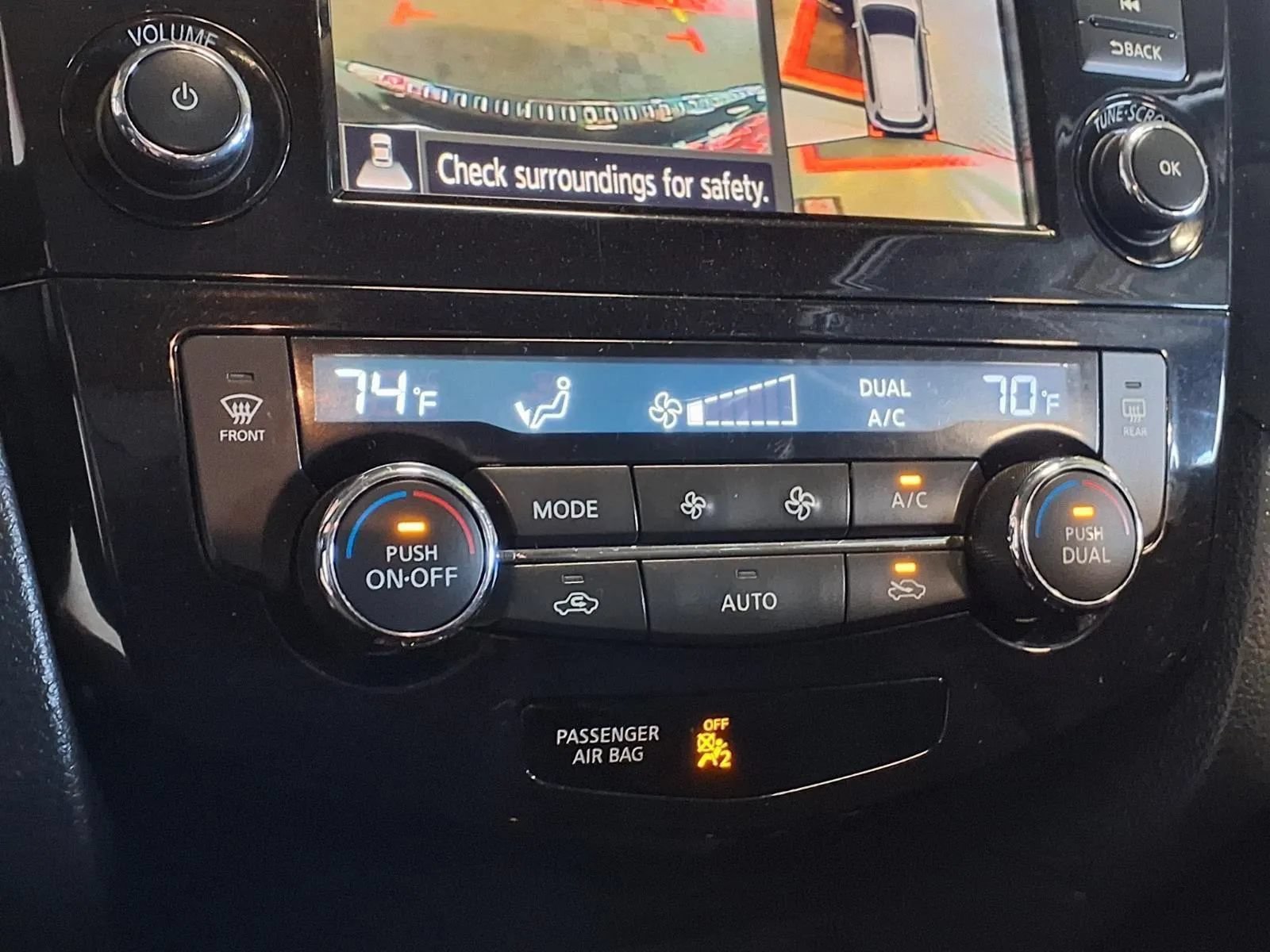 Used 2018 Nissan Rogue SV w/ Premium Package AWD/4WD image 21