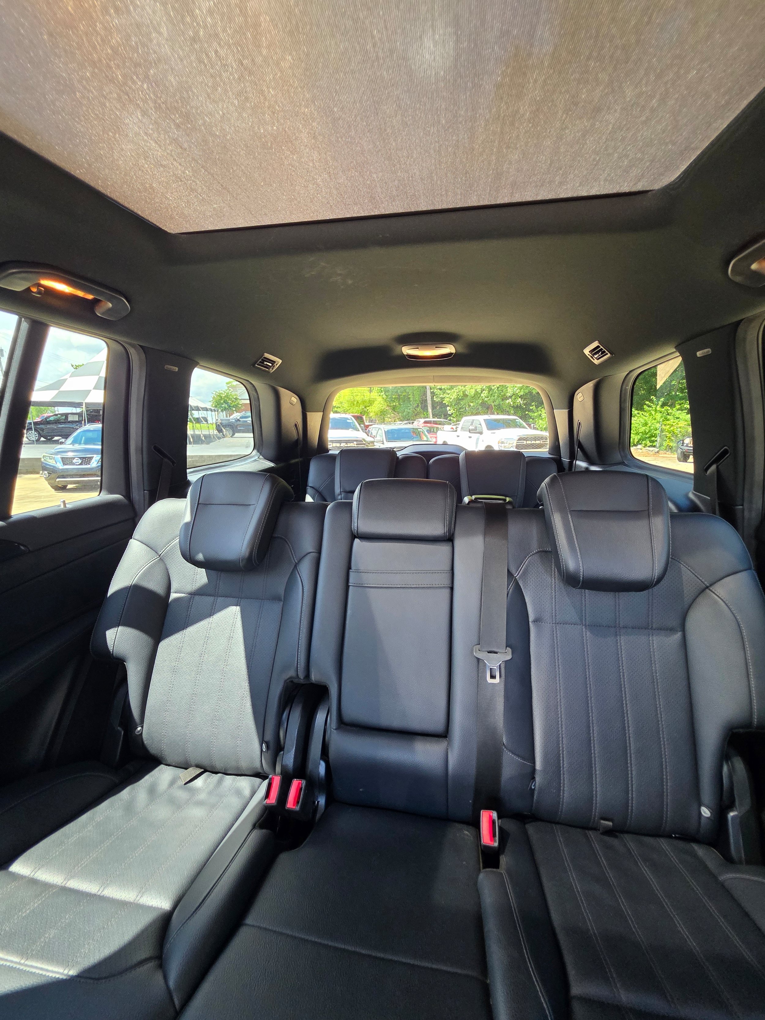 Used 2019 Mercedes-Benz GLS 450 4MATIC image 24
