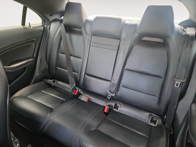 Used 2018 Mercedes-Benz CLA 250 4MATIC image 13