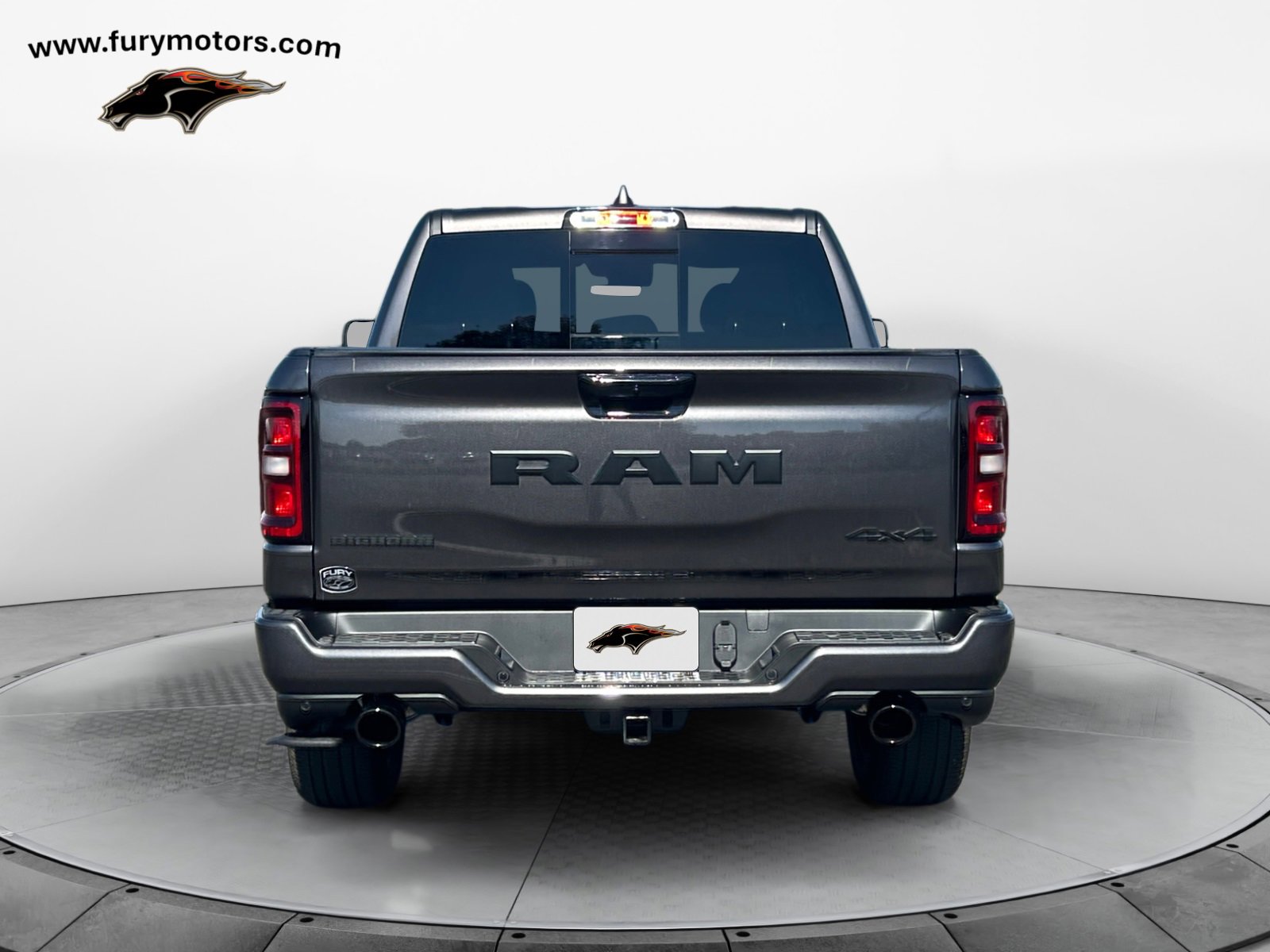 New 2026 RAM 1500 4x4 Crew Cab image 4