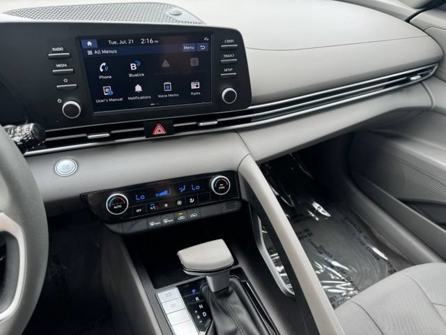 Used 2023 Hyundai Elantra SEL FWD image 15