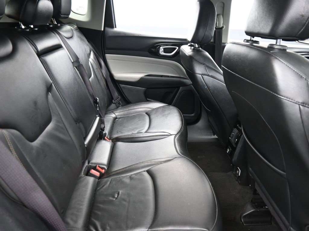 Used 2022 Jeep Compass Limited image 15