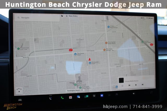 Used 2021 Tesla Model S Plaid image 26