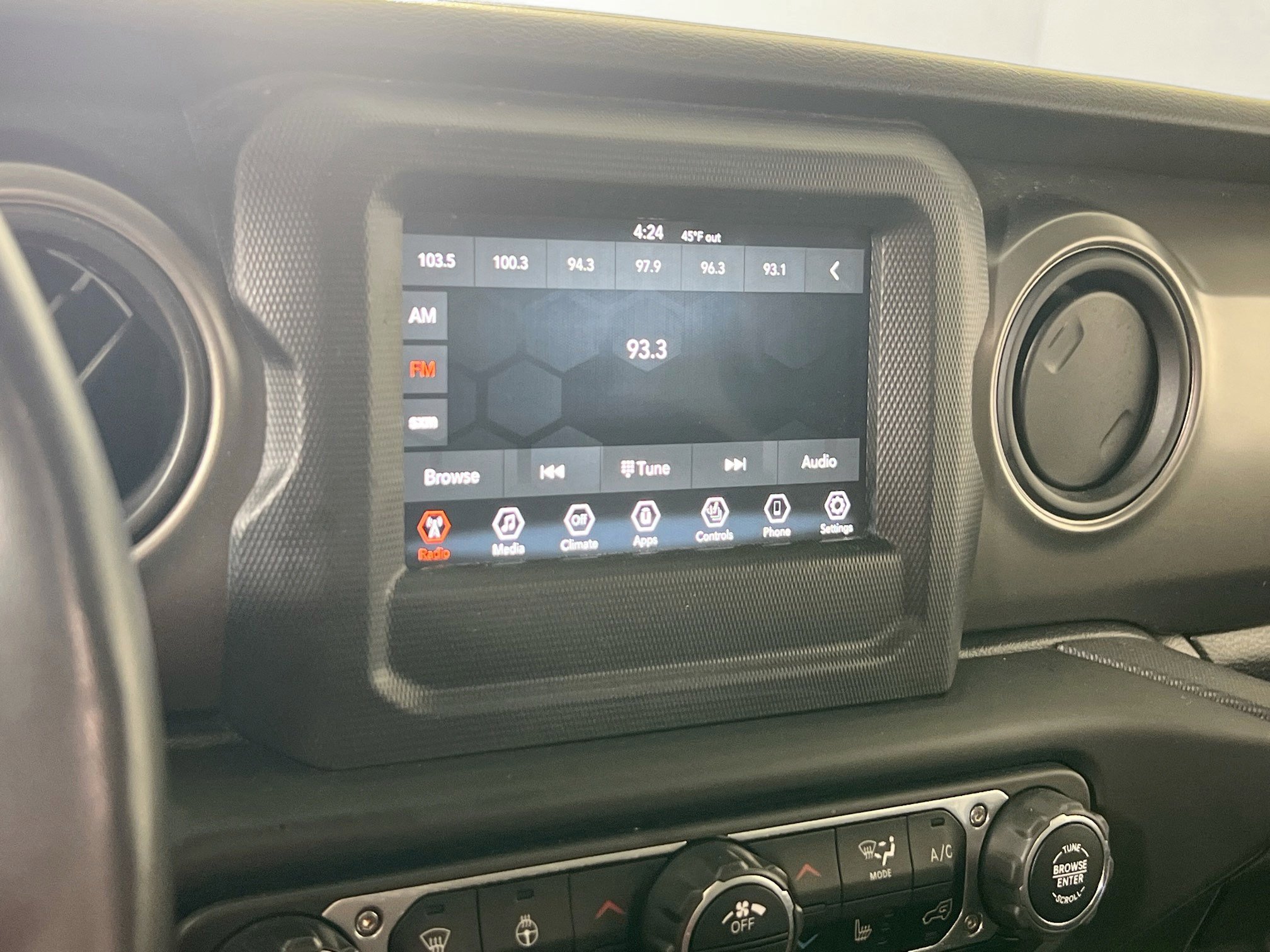 Used 2022 Jeep Gladiator Sport image 13