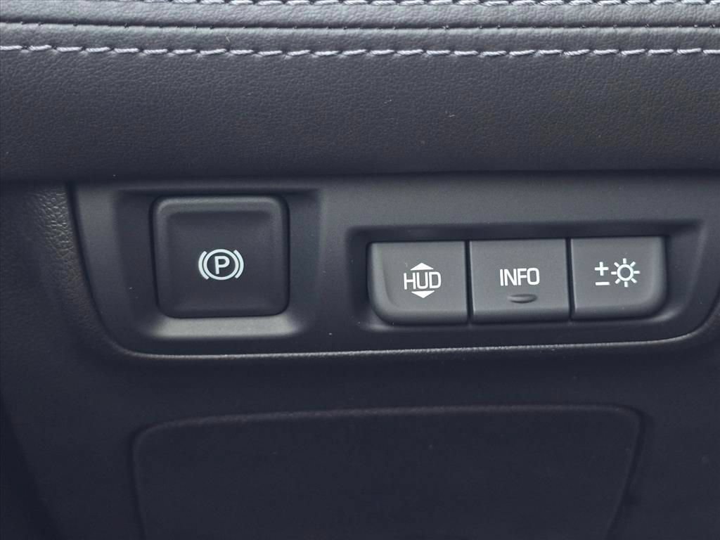 Used 2017 Buick LaCrosse Premium w/ Driver Confidence Package #2 FWD image 25