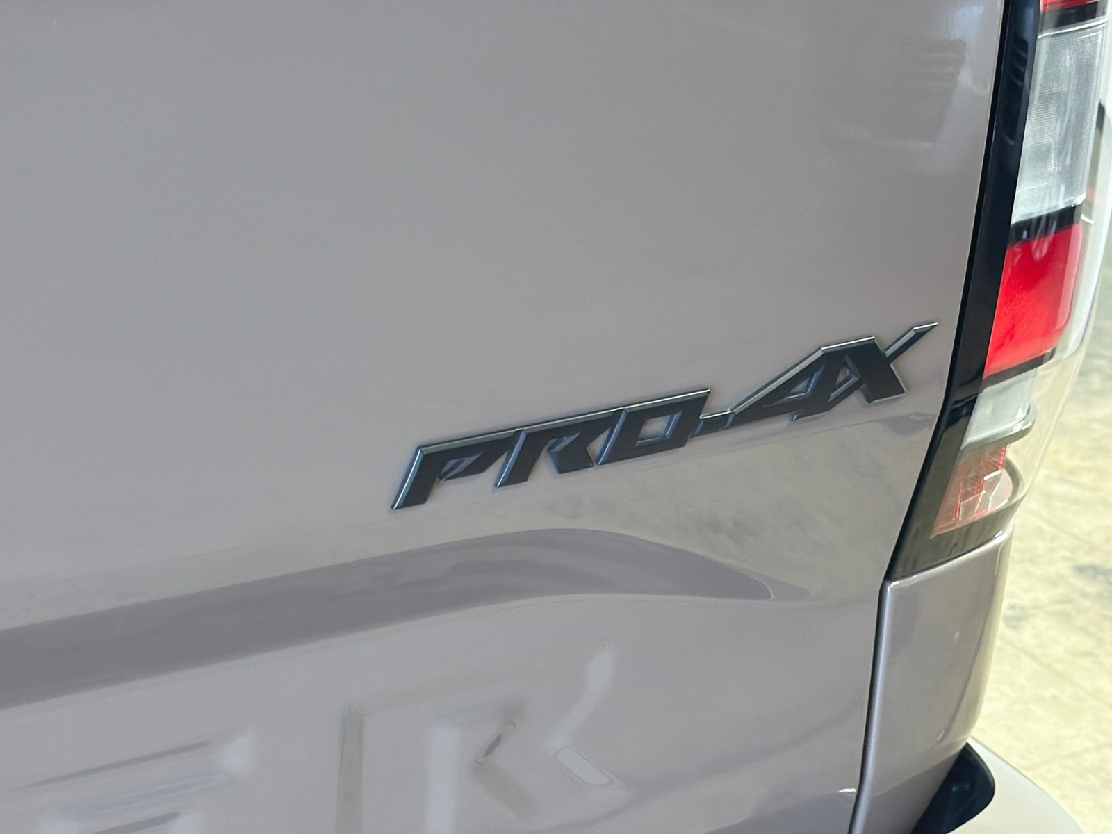 Used 2024 Nissan Frontier PRO-4X w/ Pro Convenience Package AWD/4WD image 27