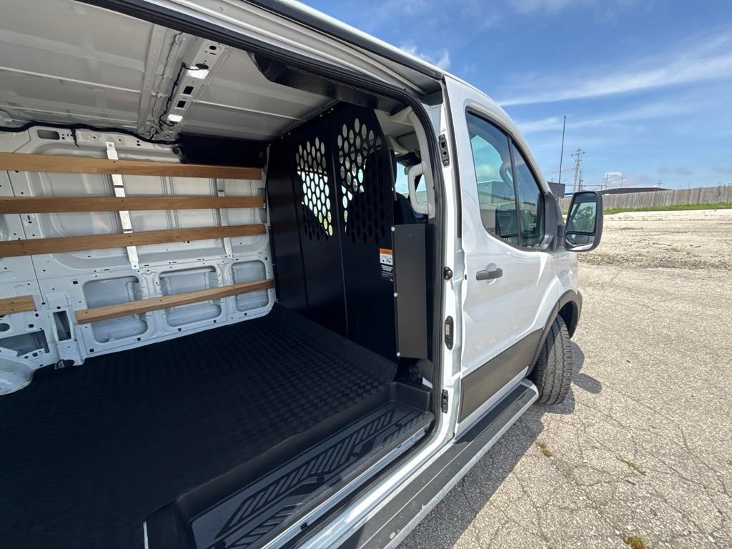 Used 2025 Ford Transit 250 Low Roof w/ Exterior Upgrade Package RWD image 17