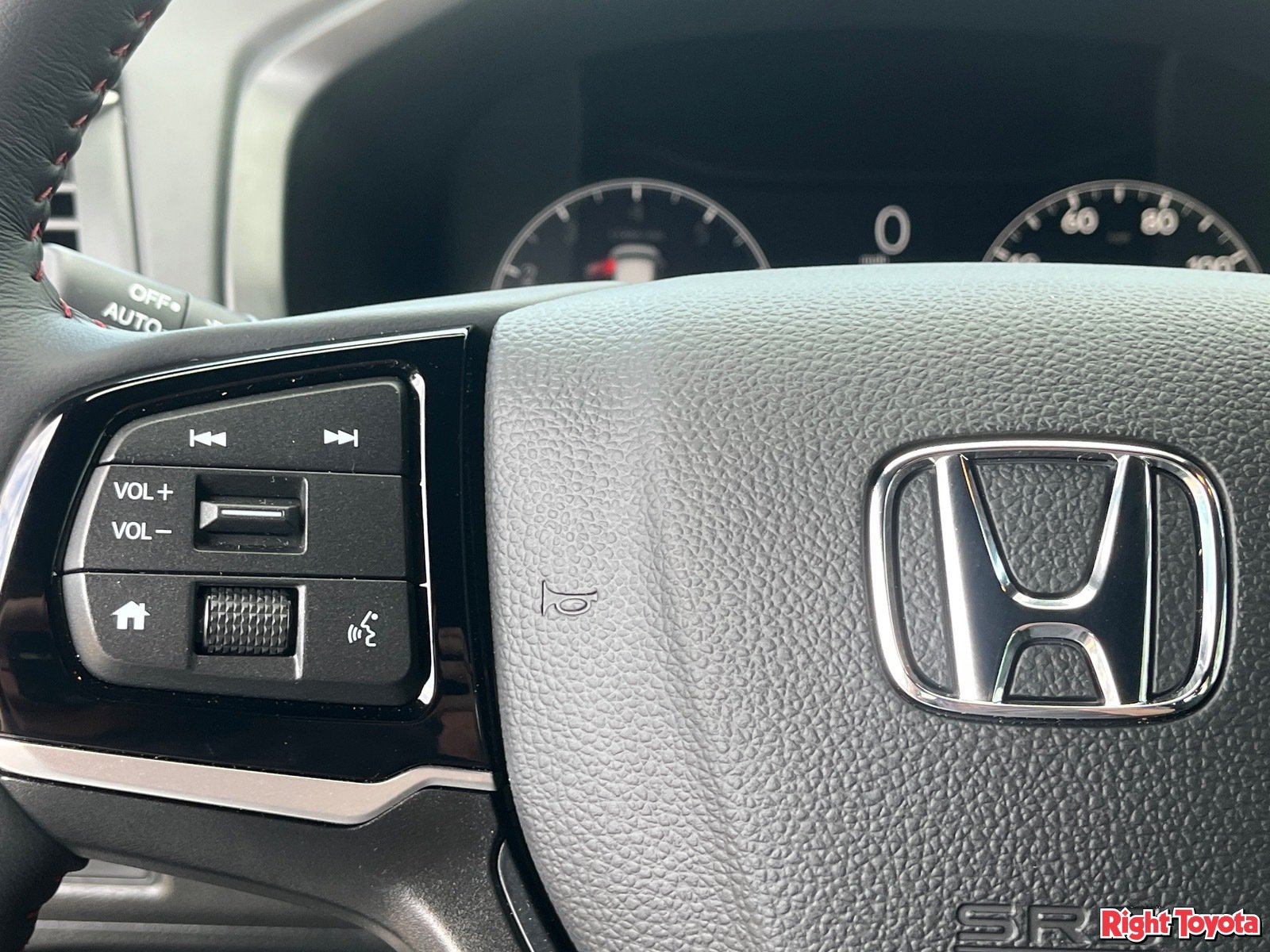 Used 2026 Honda Odyssey Sport-L image 23
