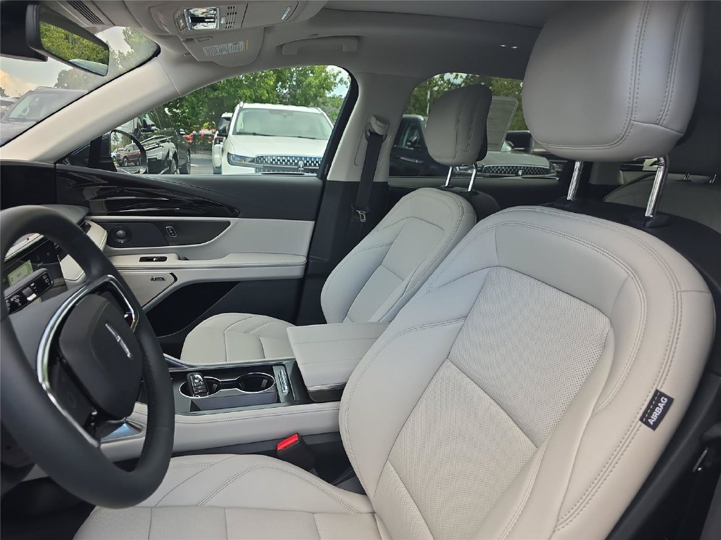 New 2026 Lincoln Nautilus Premier w/ Equipment Group 102A AWD/4WD image 14