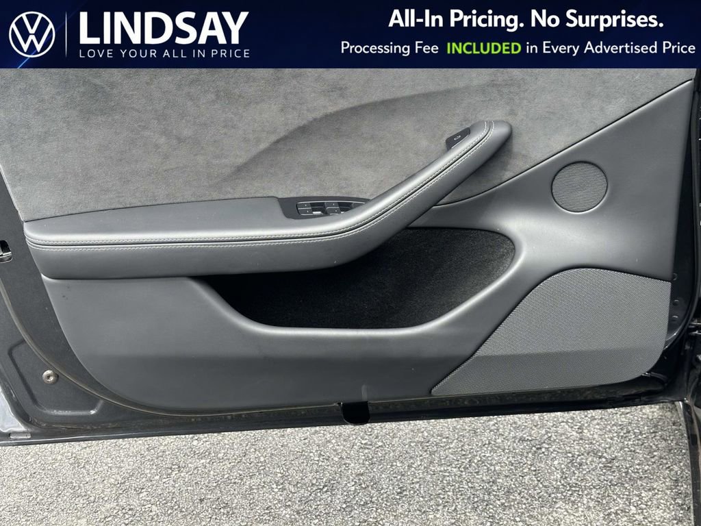 Used 2024 Tesla Model 3 Performance image 9