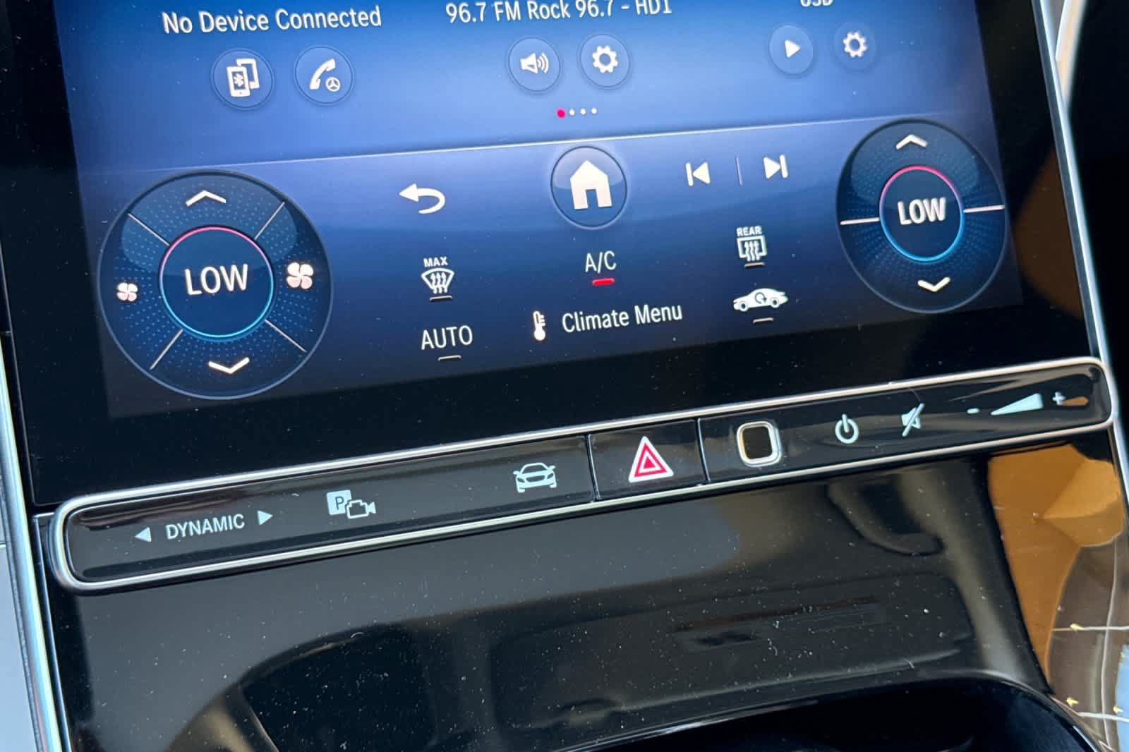 New 2026 Mercedes-Benz C 300 4MATIC Sedan image 18