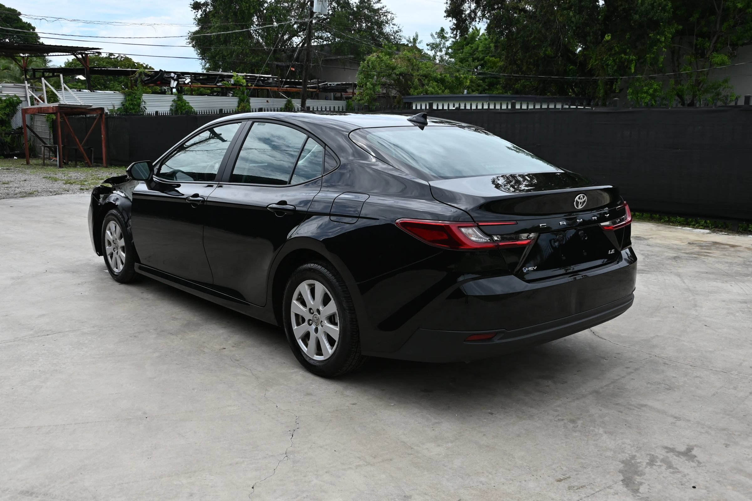 Used 2026 Toyota Camry LE FWD image 5