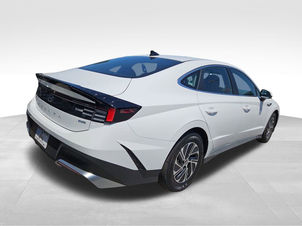 Used 2026 Hyundai Sonata Blue FWD image 5