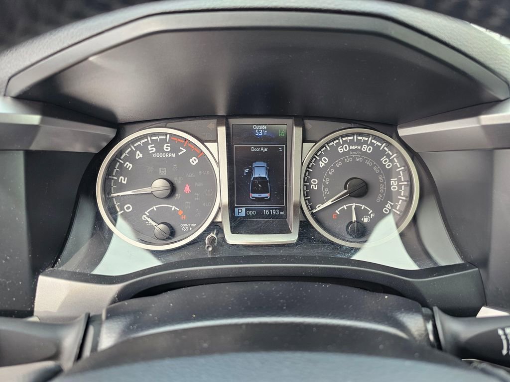 Certified 2023 Toyota Tacoma Limited AWD/4WD image 30