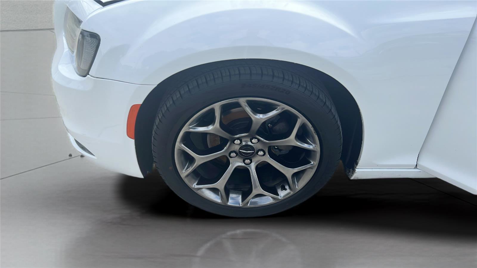 Used 2016 Chrysler 300 S RWD image 20