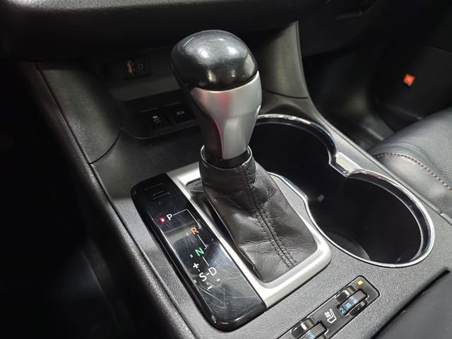 Used 2016 Toyota Highlander Limited Platinum AWD/4WD image 24
