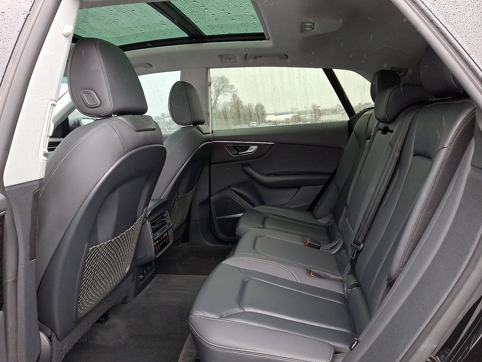 Used 2022 Audi Q8 Premium Plus image 10