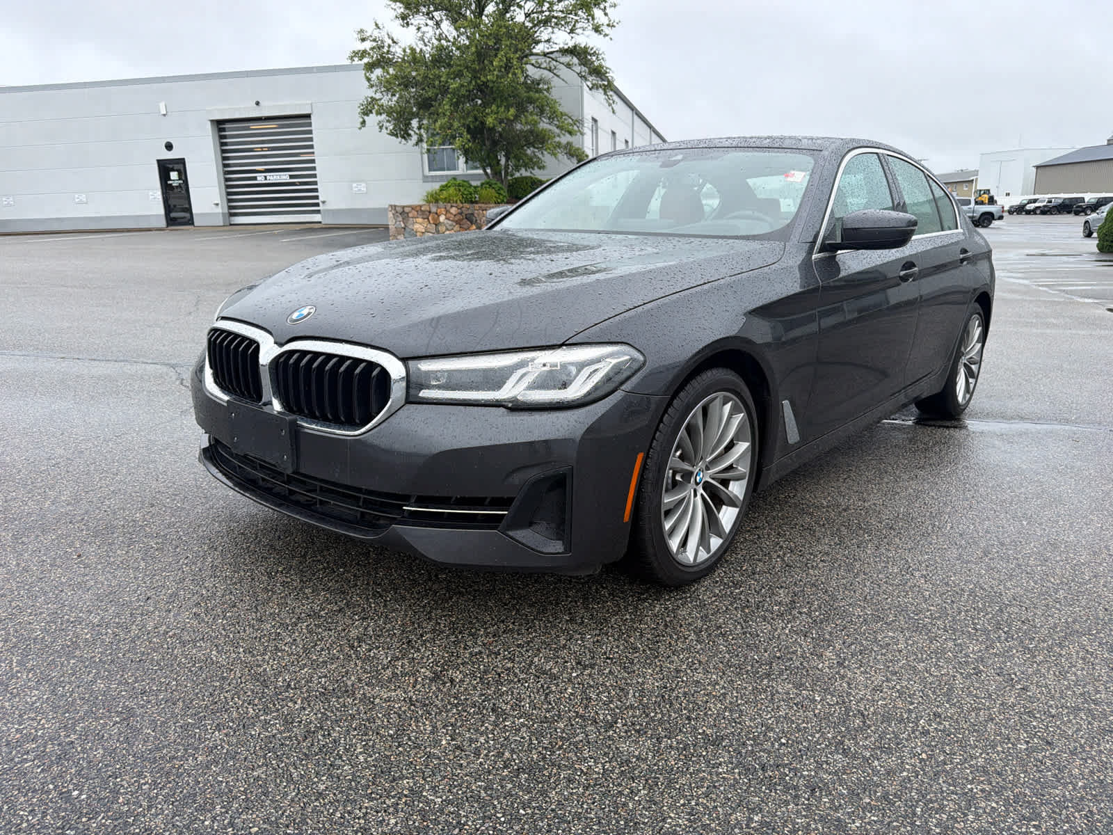Used 2023 BMW 540i xDrive w/ Premium Package AWD/4WD image 3