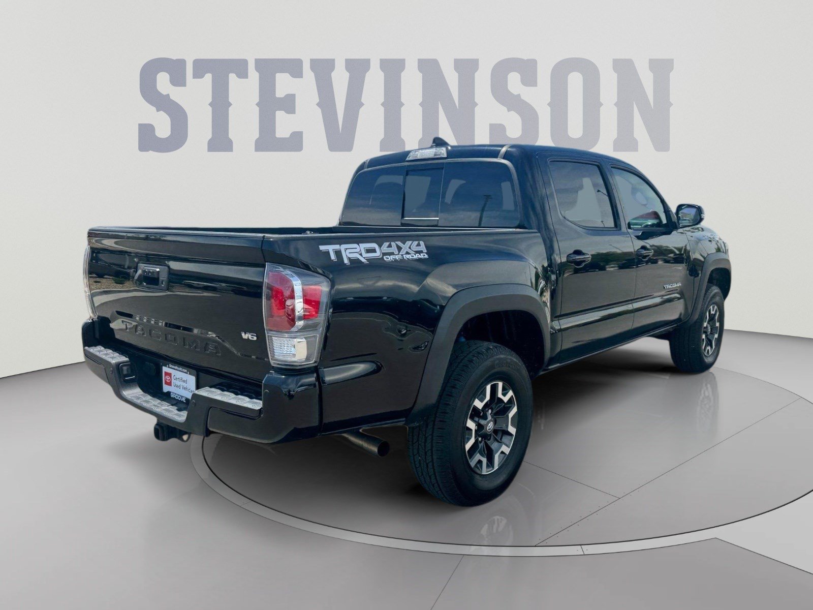 Used 2021 Toyota Tacoma TRD Off-Road w/ Technology Package AWD/4WD image 5