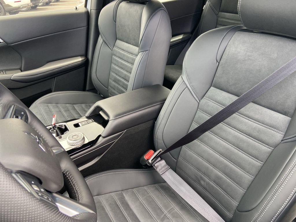 New 2026 Mitsubishi Outlander LE AWD/4WD image 15